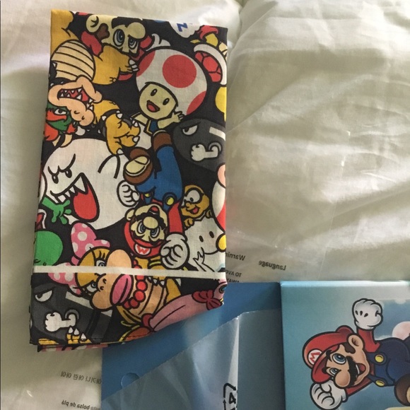 Levi’s x Super Mario Bros bandanna - Picture 2 of 3